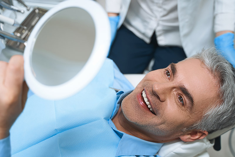 Side Dental Implant Clinics and Dental Clinics Offering Digital Smile Design